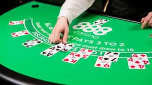 Payline display showing active winning combinations